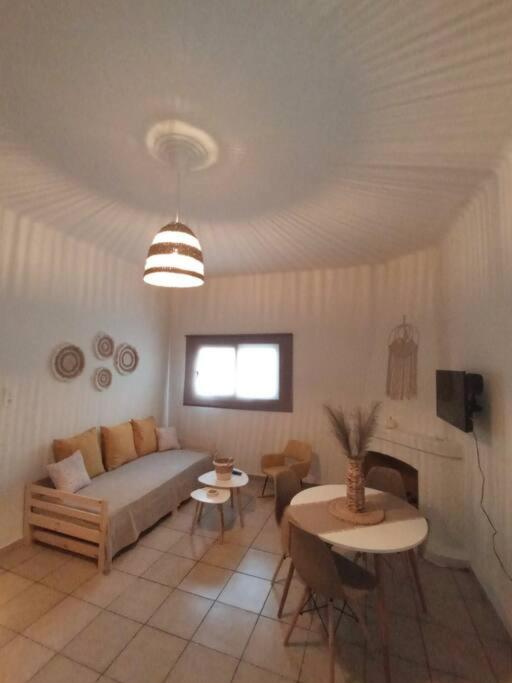 Studio 'Katerina By The Sea' Salamina Exterior photo